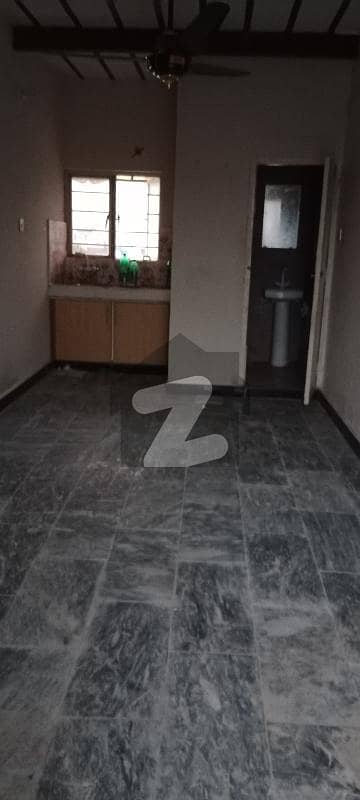 STUDIO FLAT AVAILABLE FOR RENT IN G10 MARKAZ