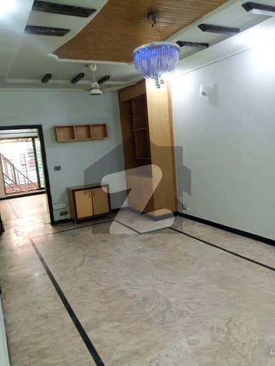 10 Marla Ground Portion Available For Rent In Bahria Town Phas4