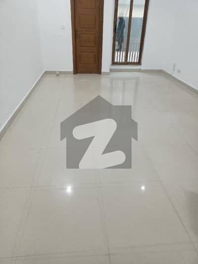 جی