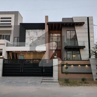 10 Marla Double Storey House Is Available For Sale In Jeewan City Housing Scheme Sahiwal