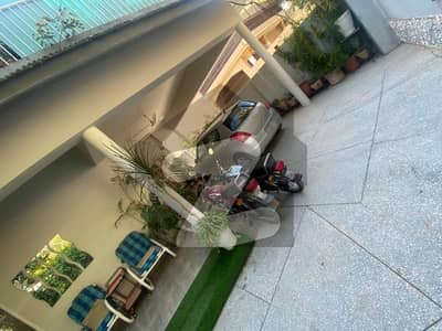 16 Marla beautiful house for sale in new lalazar