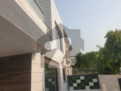 Facing Park 10 Marla Modern Design House Available For Rent In EE Block Dha Phase 4, Lahore