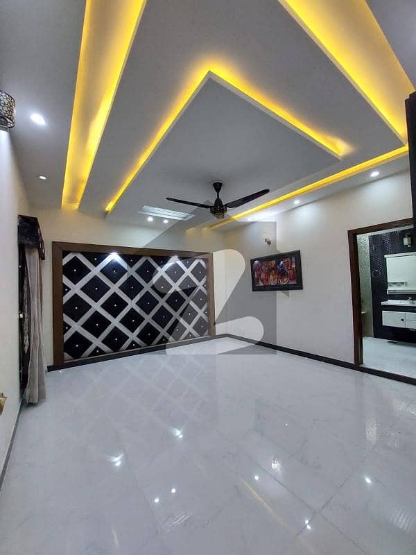 BRAND NEW 5 MARLA HOUSE FOR GIRVI IN WAPDA TOWN Wapda Town, Lahore