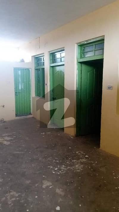 اولڈ باڑہ روڈ پشاور میں 2 کمروں کا 6 مرلہ مکان 10.0 ہزار میں کرایہ پر دستیاب ہے۔