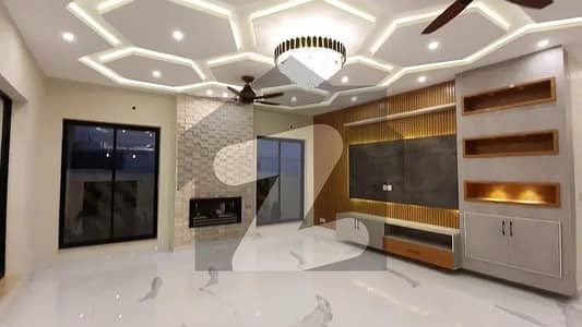 1 Kanal Independent Upper Portion For Rent In Gulraiz Near Bahria Town