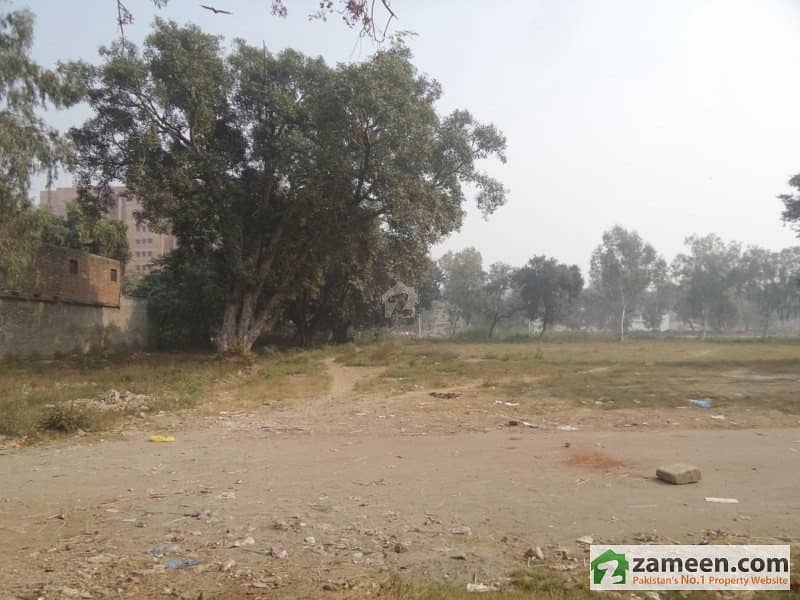 8 Marla Commercial Plot For Sale At Sarwar Road Main Cantt Lahore