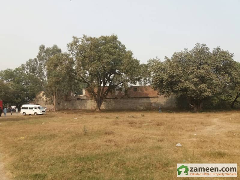6 Marla Commercial Plot For Sale At Sarwar Road Main Cantt Lahore