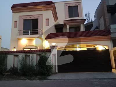 10 MARLA LUXURY HOUSE FOR SALE AT INVESTOR RATE
