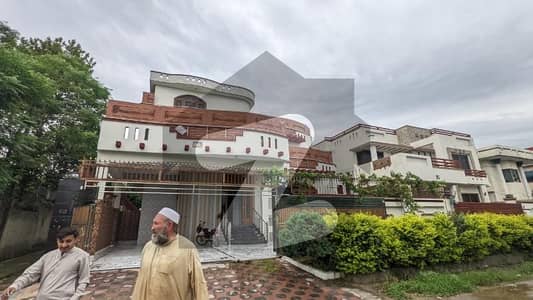جی ۔ 15 اسلام آباد میں 3 کمروں کا 7 مرلہ مکان 3.0 کروڑ میں برائے فروخت۔