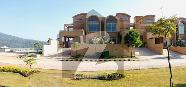 Bahria Golf City Villa No 33 (Corner House)