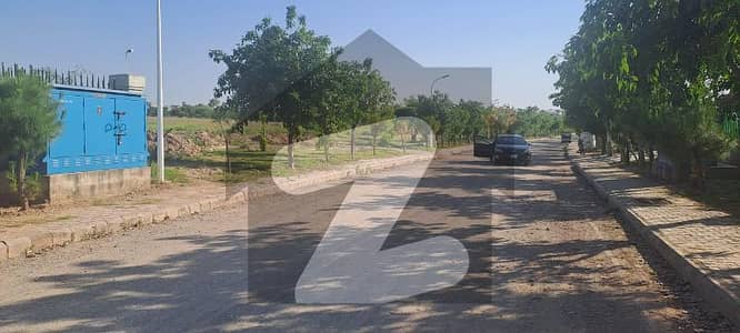 4 Kanal Farm House Plot & 3 Marla Extra Land Possession Paid Margalla View For Sale In Gulberg Green Block D 4 Kanal Farm House Plot & 3 Marla Extra Land Possession Paid Margalla View For Sale In Gulberg Green Block D