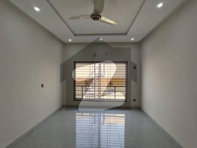 10 marla brand new house for rent in sector M luxury house