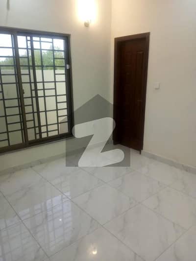 singhle stroy 5 Marla House Available for sale in Bahria orchard Phase 2 in J Block