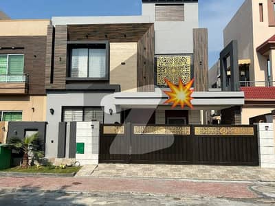 10 MARLA NEW HOUSE FOR RENT WITH GASS DOUBLE UNIT SECTOR C BAHRIA TOWN LAHORE