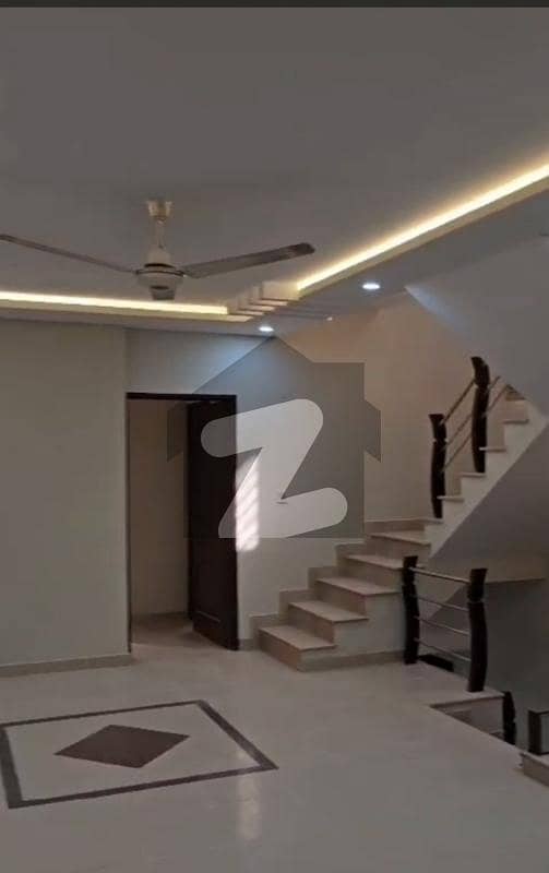 10 marla house use 10 marla house use