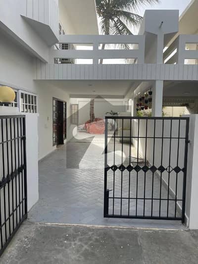 Townhouse For Sale Available In Clifton Block 5 Karachi