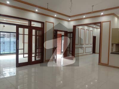 13 Marla House Available For Rent In Bahria Town Sector C Lahore