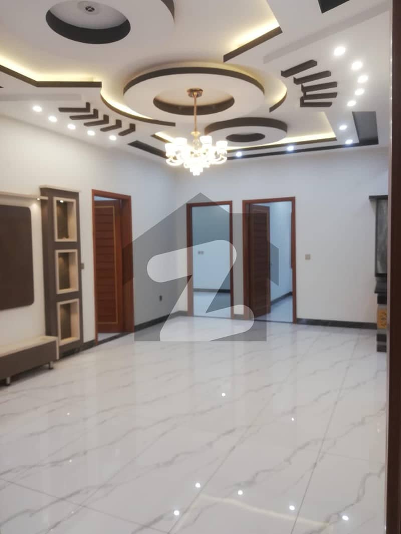 COMMERCIAL OFFICE FOR RENT 1800 SQUARE FEET AT MAIN UNIVERSITY ROAD COMMERCIAL OFFICE FOR RENT 1800 SQUARE FEET AT MAIN UNIVERSITY ROAD