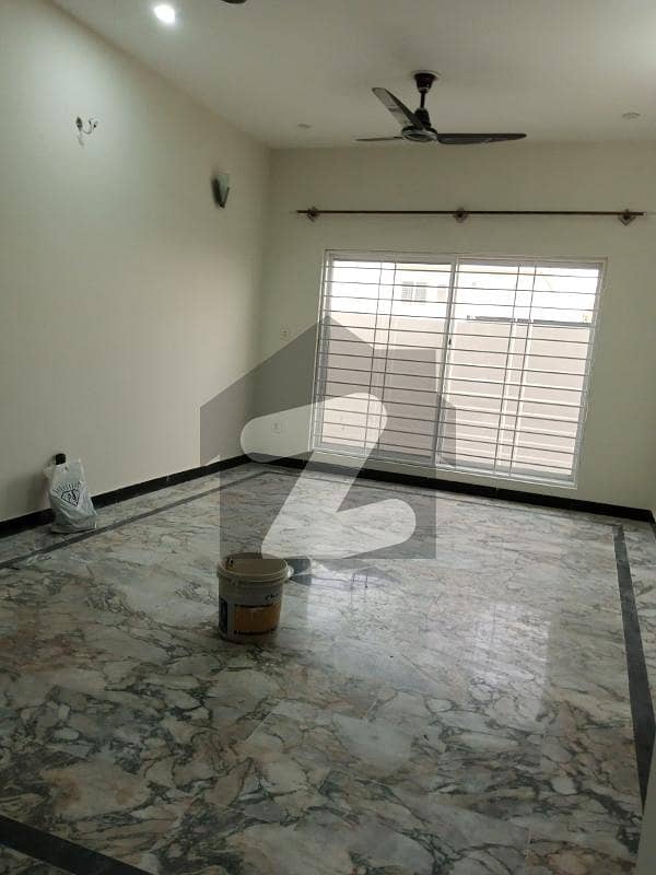 BEAUTIFUL LOCATION HOUSE FOR RENT BEAUTIFUL LOCATION HOUSE FOR RENT