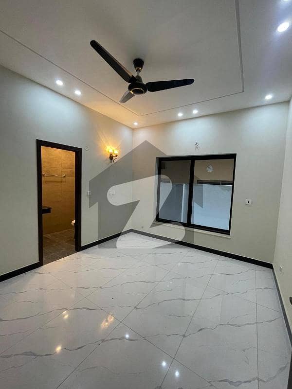 BEAUTIFUL LOCATION HOUSE FOR RENT BEAUTIFUL LOCATION HOUSE FOR RENT