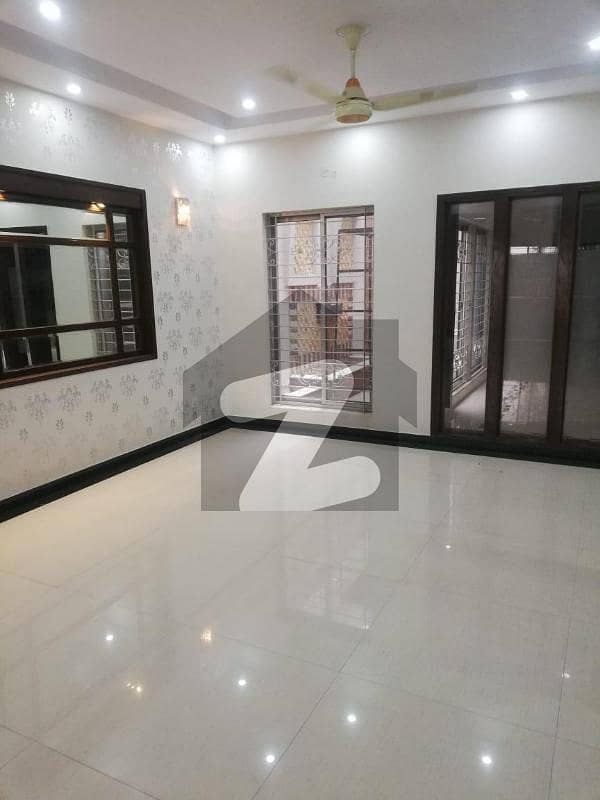 1 KANAL CORNER HOUSE FOR SALE IN JOHAR TOWN PHASE 1 BLOCK D2 1 KANAL CORNER HOUSE FOR SALE IN JOHAR TOWN PHASE 1 BLOCK D2