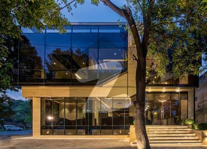 Beautiful And Spacious Building For Sale In The Heart Islamabad Best Rental Investment