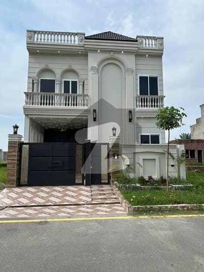 5 MARLA BRAND NEW HOUSE FOR RENT