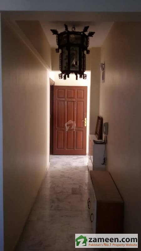 5th Floor 3 Bed D/D L Fully Furnished (Bankers & Multinational Co. ONLY)