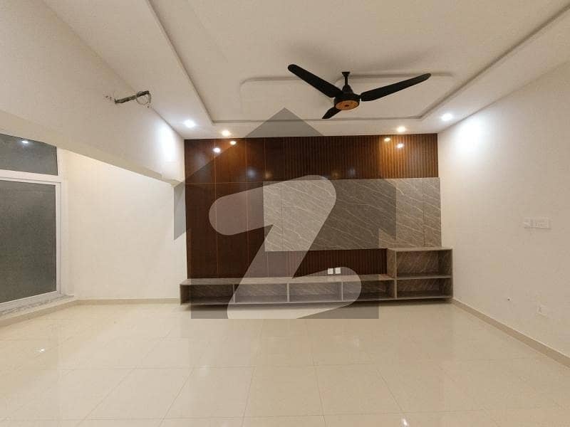 10 Marla House In Islamabad Is Available For rent 10 Marla House In Islamabad Is Available For rent
