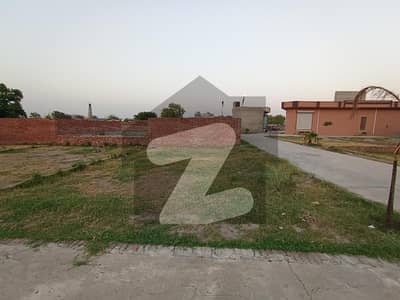 Residential Plot Available For Sale Near Main Shadiwal Road, City Gujrat