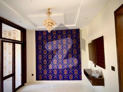 4 BEDS 8 MARLA BRAND NEW HOUSE FOR RENT LOCATED BAHRIA ORCHARD LAHORE