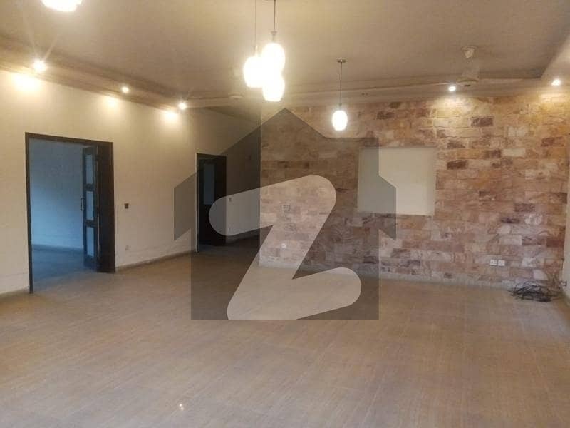 1 Kanal Lower Portion with 3 Bedrooms For Rent in DHA Phase 6 | Hot Deal