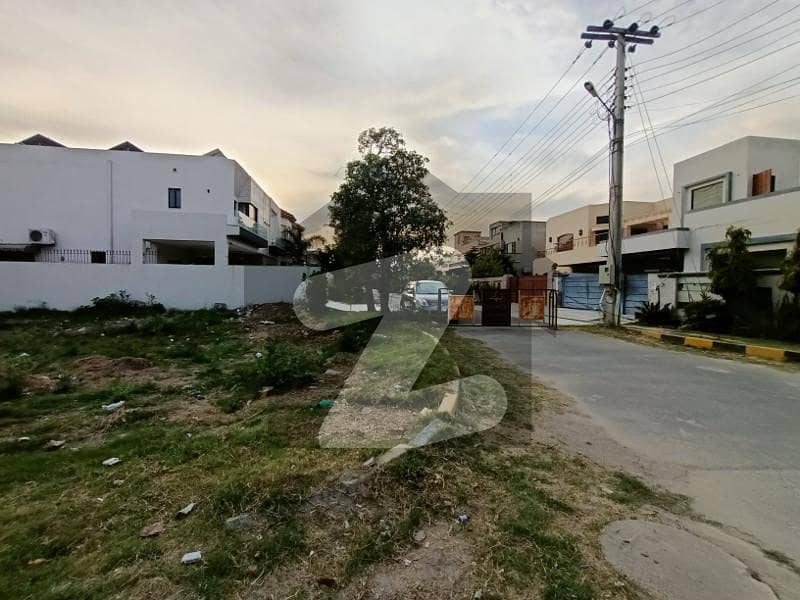 05 MARLA GOOD LOCATION PLOT IN STATE LIFE HOUSING SOCIETY PHASE 1 LAHORE 05 MARLA GOOD LOCATION PLOT IN STATE LIFE HOUSING SOCIETY PHASE 1 LAHORE