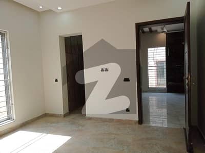 5 Marla Upper Portion 2 Bed Available For Rent in BB Block, Bahria Town, Lahore