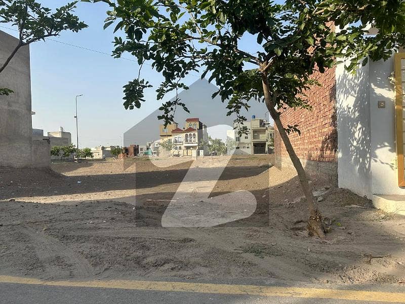 5 Marla Plot For Sale In Park View City Lahore