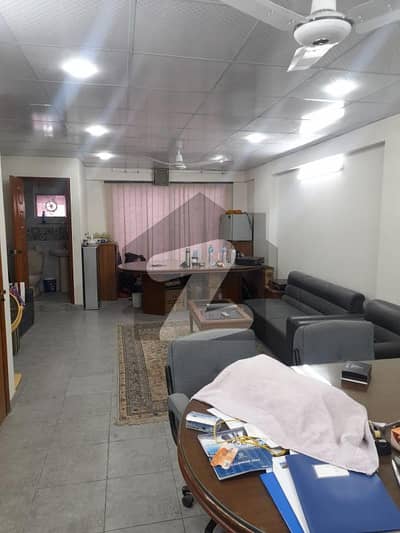 جامی کمرشل ایریا ڈی ایچ اے فیز 7,ڈی ایچ اے ڈیفینس,کراچی میں 1 کمرے کا 9 مرلہ دفتر 3.8 کروڑ میں برائے فروخت۔ جامی کمرشل ایریا ڈی ایچ اے فیز 7,ڈی ایچ اے ڈیفینس,کراچی میں 1 کمرے کا 9 مرلہ دفتر 3.8 کروڑ میں برائے فروخت۔