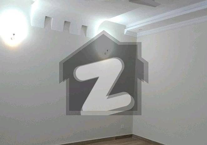 Prime Location Upper Portion Sized 3200 Square Feet In G-9/1 Prime Location Upper Portion Sized 3200 Square Feet In G-9/1