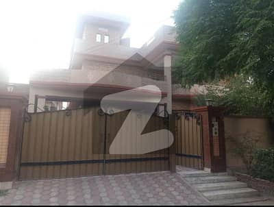 واپڈا ٹاؤن فیز 1 - بلاک ڈی2 واپڈا ٹاؤن فیز 1,واپڈا ٹاؤن,لاہور میں 9 کمروں کا 2 کنال مکان 8.5 کروڑ میں برائے فروخت۔ واپڈا ٹاؤن فیز 1 - بلاک ڈی2 واپڈا ٹاؤن فیز 1,واپڈا ٹاؤن,لاہور میں 9 کمروں کا 2 کنال مکان 8.5 کروڑ میں برائے فروخت۔