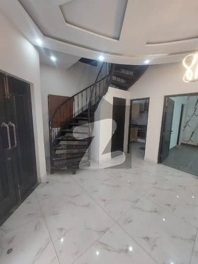 7.5 Marla Beautifull House For Rent DHA Phase 6 Lahore