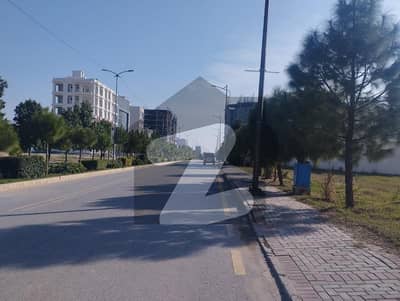 5 Marla Commercial Plot With Front And Back Open Available For Sale On Investor Ratein C-Block For Sale 5 Marla Commercial Plot With Front And Back Open Available For Sale On Investor Ratein C-Block For Sale