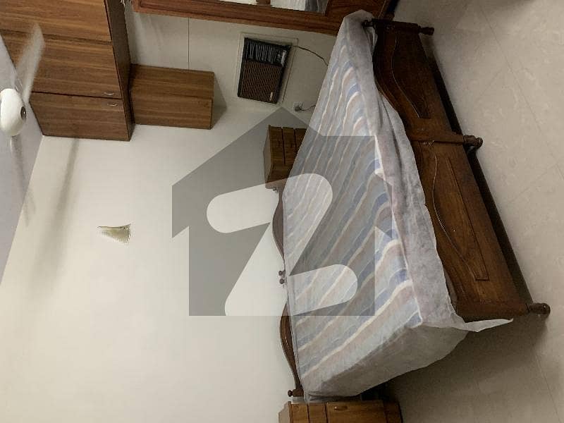 4 Bedroom Renovated Apartment 4 Bedroom Renovated Apartment