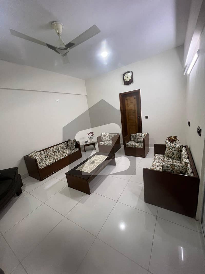 Spacious 3-Bedroom Apartment In Prime Location Spacious 3-Bedroom Apartment In Prime Location