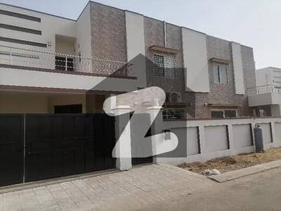 فالکن کمپلیکس نیوملیر ملیر,کراچی میں 4 کمروں کا 14 مرلہ مکان 1.65 لاکھ میں کرایہ پر دستیاب ہے۔