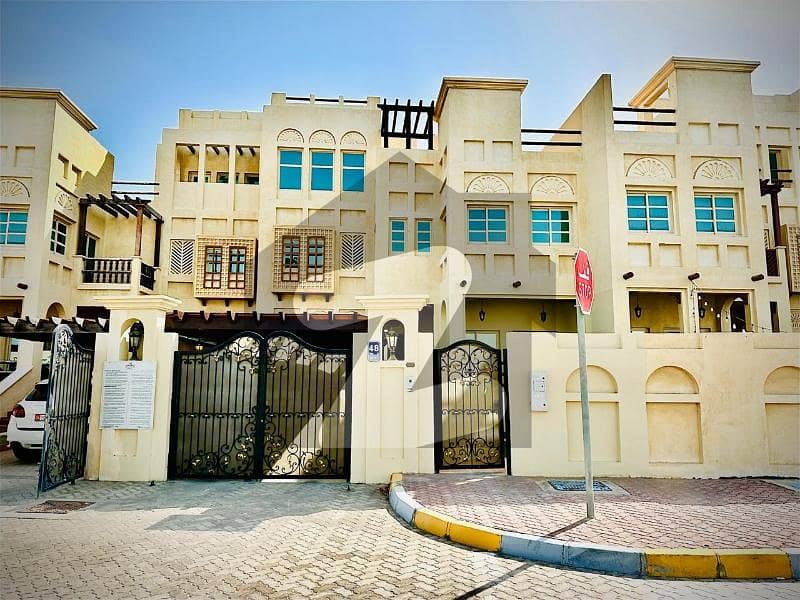 160 Sqyd Full Rcc Tow Side Corner House Plus Six Shops For Sell Sector