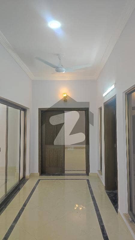 پی ایچ اے ایف آفیسرز ریزڈینسیا کوری روڈ,اسلام آباد میں 5 کمروں کا 1 کنال مکان 2.4 لاکھ میں کرایہ پر دستیاب ہے۔ پی ایچ اے ایف آفیسرز ریزڈینسیا کوری روڈ,اسلام آباد میں 5 کمروں کا 1 کنال مکان 2.4 لاکھ میں کرایہ پر دستیاب ہے۔