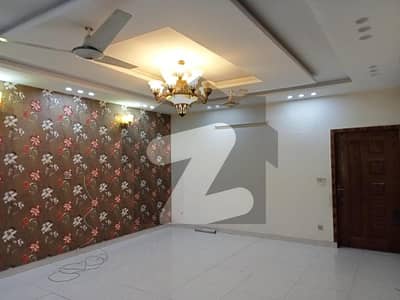 12 Marla Upper Portion For Rent PAF Officer Colony New Old Officer Colony CMA Sadar Cantt Tajpur Canal Road Lahore Lahore