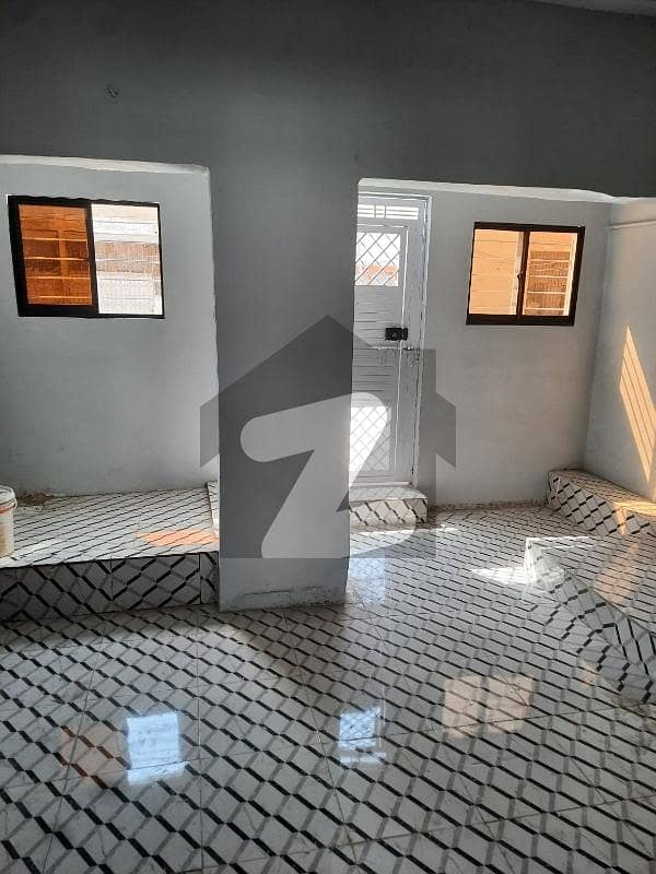 4 Rooms Renovated Flat 40000 howa North Nazimabad Block G, North
