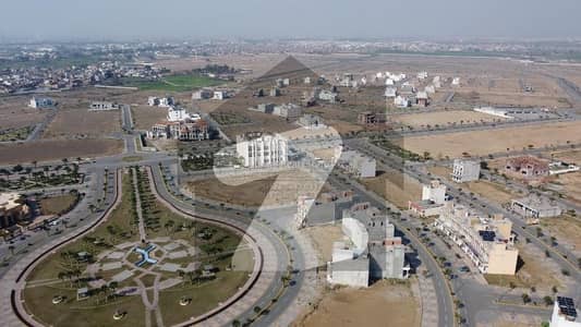 رئیل
