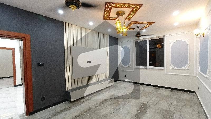 i. 8.1 Family Flat Available For Sale. i. 8.1 Family Flat Available For Sale.