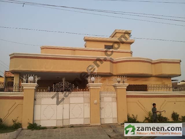 400 Sq Yard, Block 12, Well Maintained Double Story Bungalow For Sale On Gulistan-e-Jauhar